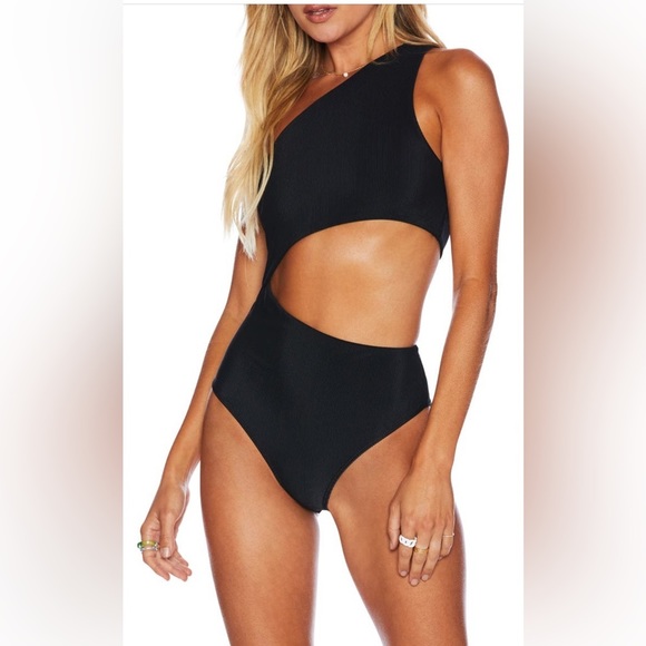 Beach Riot Celine Cutout One-Shoulder One-Piece Swimsuit, Black, Small, $148 - Picture 4 of 9